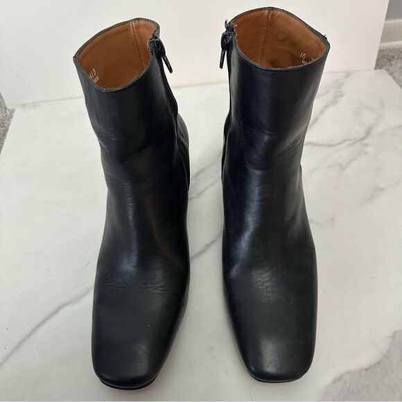 Charleston Shoe Co. Black Leather Drake Ankle Heeled Bootie Size 10 Date Party - Picture 10 of 16